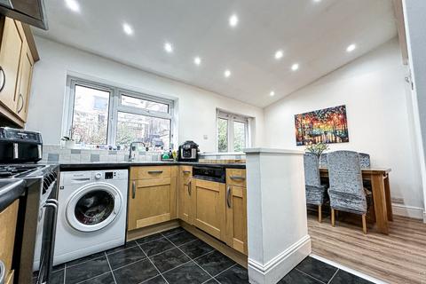 3 bedroom end of terrace house for sale, Runswick Road, Bristol BS4