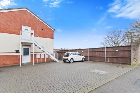 273 Bath Road, Kettering, NN16 9LW