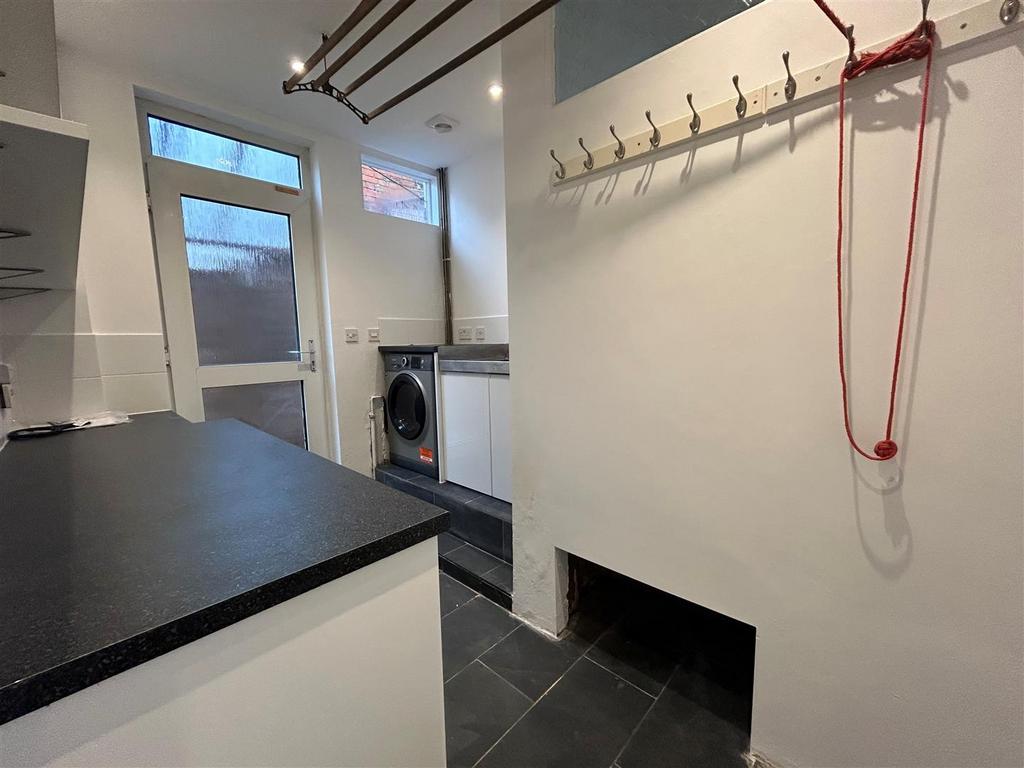 Utility Room.jpg