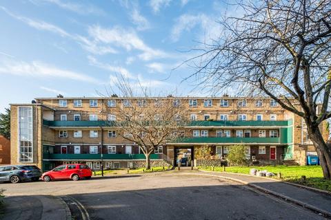 2 bedroom flat for sale, Boone Street, Lee, London, SE13