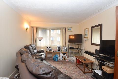 1 bedroom apartment for sale, Grosvenor Crescent, Scarborough, North Yorkshire, YO11