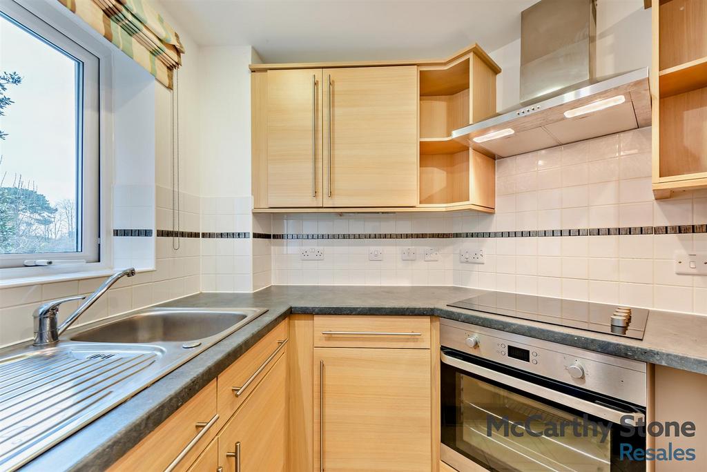 8630618-interior13-800.jpg