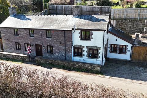 4 bedroom detached house for sale, The Dardy, Crickhowell, NP8