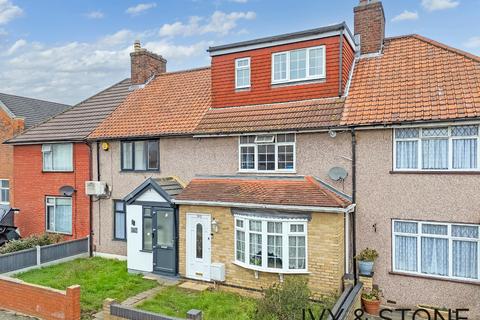 3 bedroom terraced house for sale, Becontree Avenue, Dagenham, Greater London, RM8