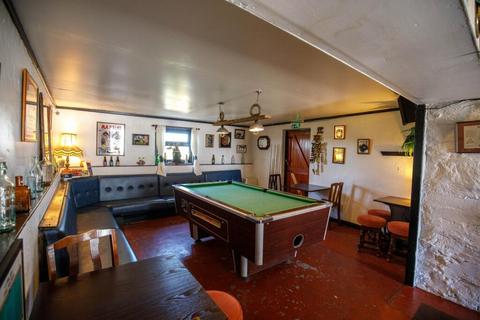 Mixed use for sale, Cross Inn, Cross, Isle of Lewis