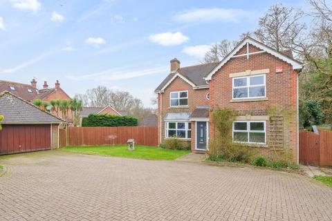 4 bedroom detached house for sale, Marrels Wood Gardens, Waterlooville PO7