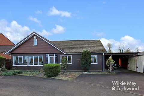 3 bedroom detached bungalow for sale, Riverside, Combwich, Bridgwater, Somerset TA5