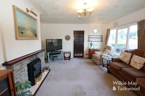 3 bedroom detached bungalow for sale, Riverside, Combwich, Bridgwater, Somerset TA5