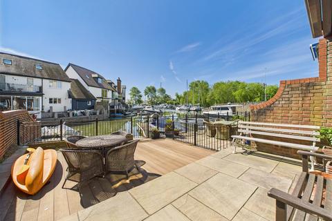 4 bedroom house for sale, Rossiters Quay, Bridge Street, Christchurch, Dorset, BH23