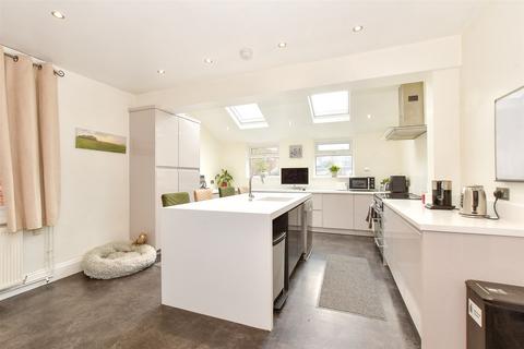 3 bedroom detached house for sale, Avenue Road, Freshwater, Isle of Wight