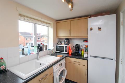 2 bedroom apartment for sale, Cartwright Fold, Wakefield WF2