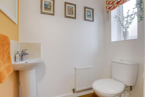10 Albert Close, Hucknall, Nottingham, NG15 7UZ