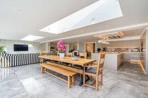 undefined, The Avenue, Sunbury-On-Thames TW16