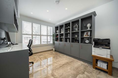 undefined, The Avenue, Sunbury-On-Thames TW16