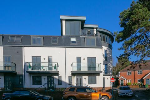 Seabrook Road, Hythe, CT21