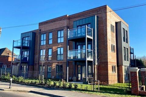 2 bedroom flat to rent, Canada Court, Eastleigh SO50