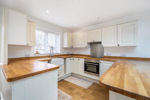 3 bedroom bungalow for sale, Woodside Road, Farnham, Surrey, GU9