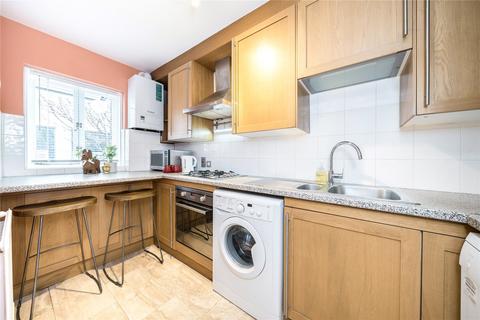 2 bedroom terraced house to rent, Gainsford Street, London SE1