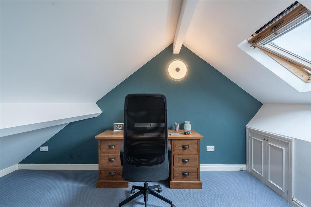  A7 R6106-HDR.jpg