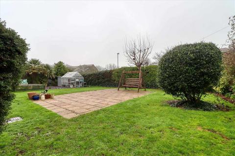 5 bedroom detached house for sale, Clacton on Sea CO15