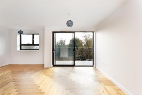 1 bedroom apartment for sale, Rathgar Avenue, Ealing, London