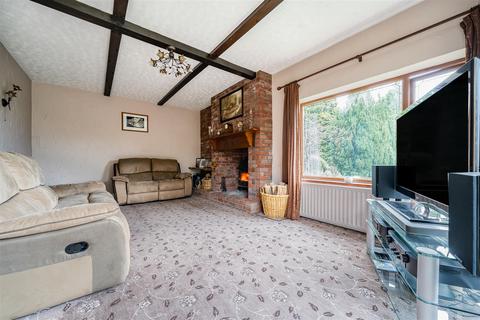 4 bedroom detached house for sale, Warren Road, Aylesford, Maidstone ME5