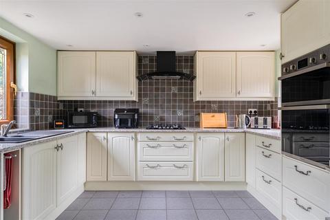 4 bedroom detached house for sale, Warren Road, Aylesford, Maidstone ME5