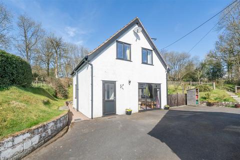 4 bedroom equestrian property for sale, Rhos-y-Meirch, Knighton