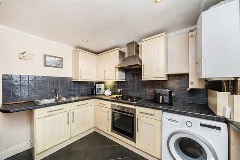 1 bedroom maisonette for sale, Stanley Road, Teddington TW11