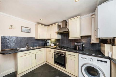 undefined, Stanley Road, Teddington TW11