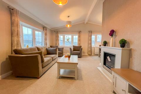 2 bedroom park home for sale, East Court Steps, Saltmarshe Castle, Tedstone Warfe, Bromyard, Hereford, Herefordshire, HR7