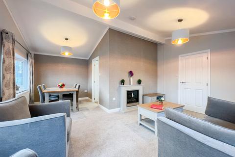 2 bedroom park home for sale, East Court Steps, Saltmarshe Castle, Tedstone Warfe, Bromyard, Hereford, Herefordshire, HR7