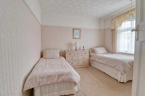 119 Dulwich Road, Holland-on-sea, Clacton-on-sea, CO15 5LU