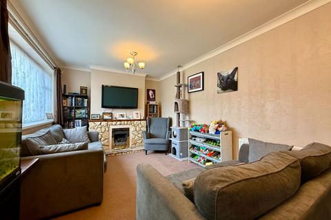 2 bedroom terraced house for sale, Chislet Walk, Gillingham ME8