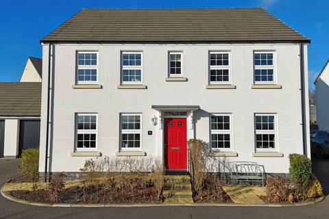 4 bedroom detached house for sale, Impham Close, Tavistock PL19