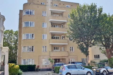 2 bedroom apartment to rent, Quain Court, Sandgate Road, Folkestone, CT20 2HH