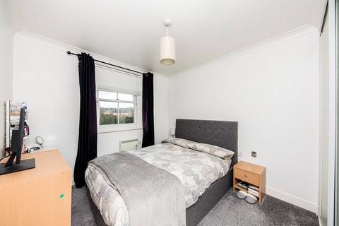 1 bedroom flat to rent, Station Road West, Kent CT2