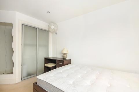 1 bedroom apartment to rent, Seven Kings Way, KT2