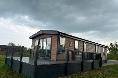 2 bedroom lodge for sale, Nantwich