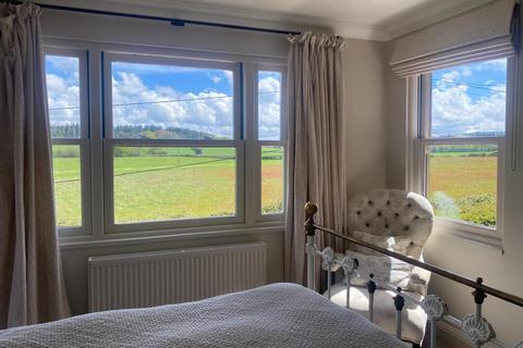 Orchard House Mill Lane, Trotton, Petersfield, GU31 5JT