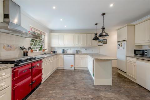 undefined, Taunton Road, Bishops Lydeard, Taunton