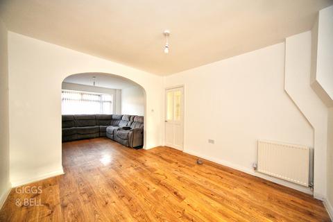 3 Corncrake Close, Luton, LU2 8EL