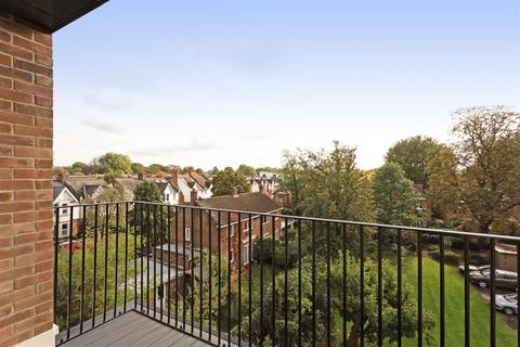 2 bedroom apartment for sale, Rathgar Avenue, Ealing, London