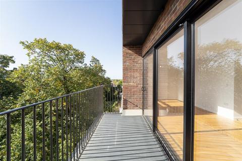 2 bedroom apartment for sale, Rathgar Avenue, Ealing, London