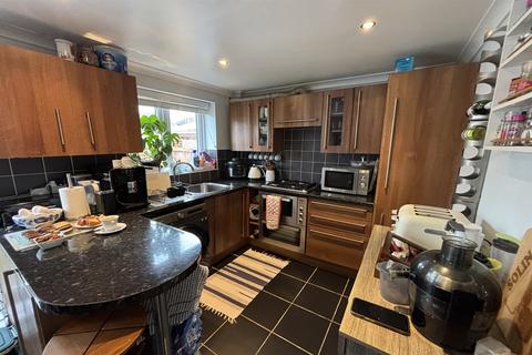 2 bedroom terraced house for sale, Stafford Crescent, Braintree, CM7