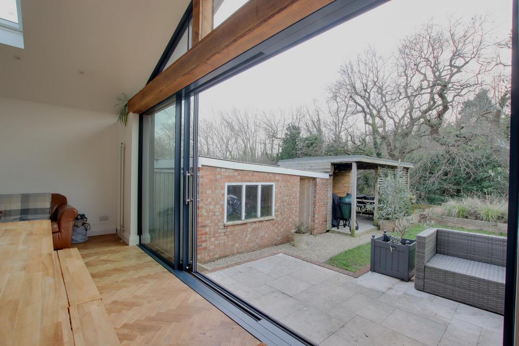 Sliding doors