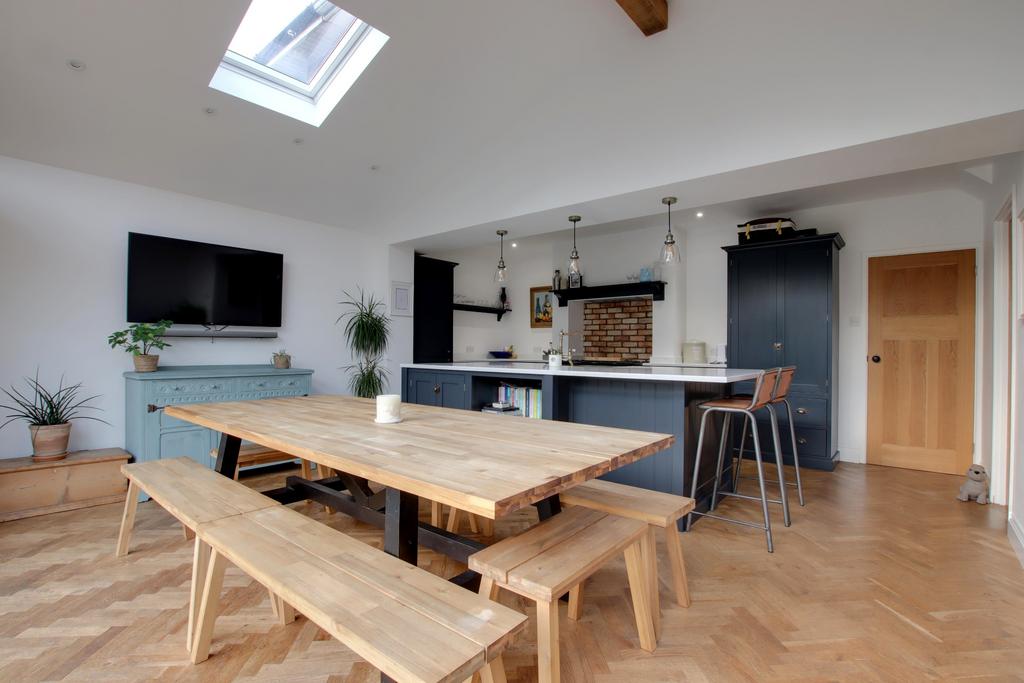 Kitchen/diner/family room
