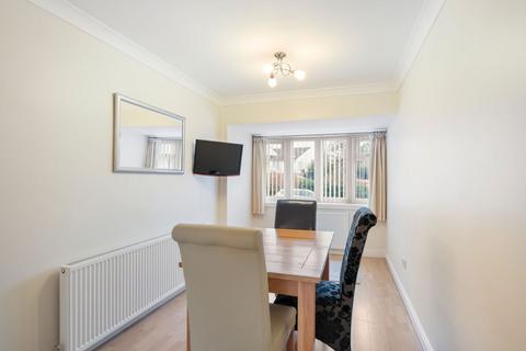10 Mendip Close, Bromsgrove, B61 0TD