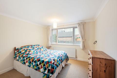 10 Mendip Close, Bromsgrove, B61 0TD