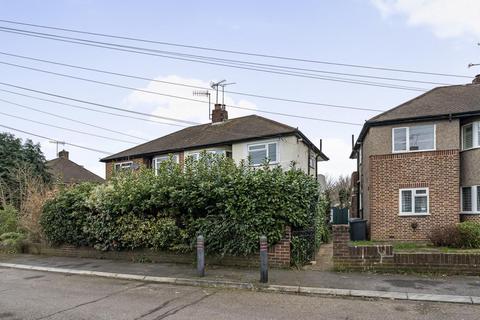 2 bedroom maisonette for sale, Woodcote Close, Kingston Upon Thames KT2